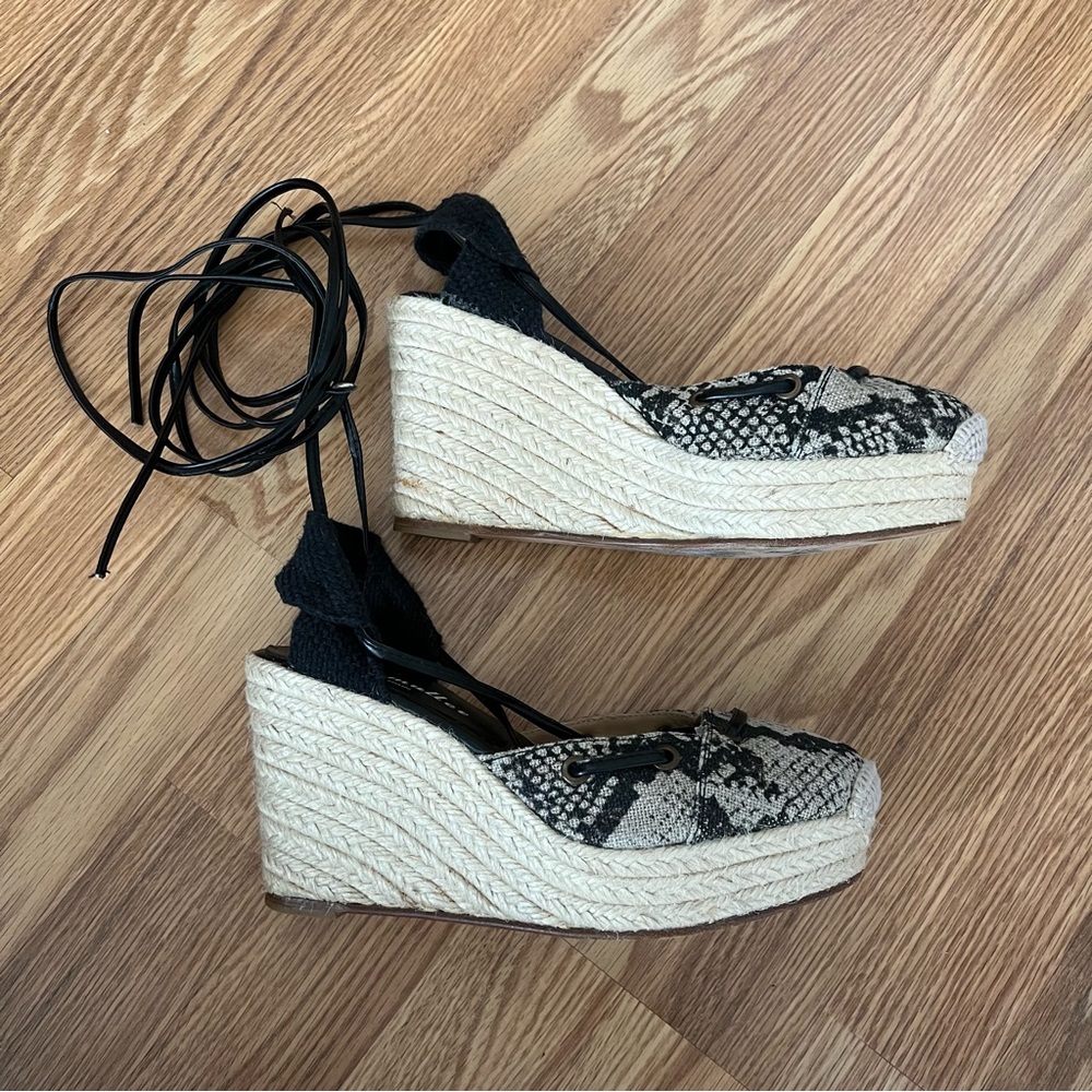 Bettye Muller Snakeskin Canvas platform wedge ankle wrap Espadrille sandal sz 37